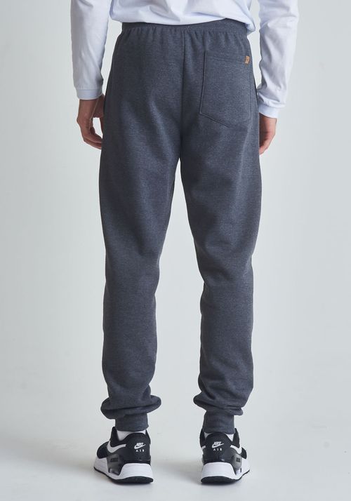 Calça básica moletom chumbo