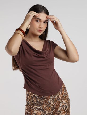 Blusa Gola Babado Eagle Rock Feminina MARROM