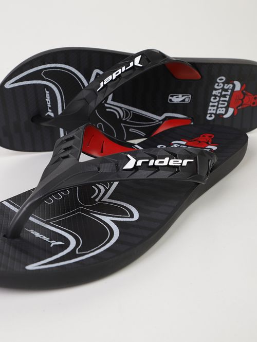 Chinelo Street Duo NBA Rider Masculino PRETO/VERMELHO