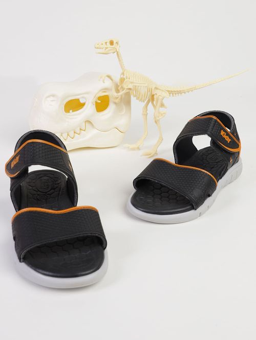 Sandália Toys Dino Kidy Infantil Para Menino - PRETO/LARANJA
