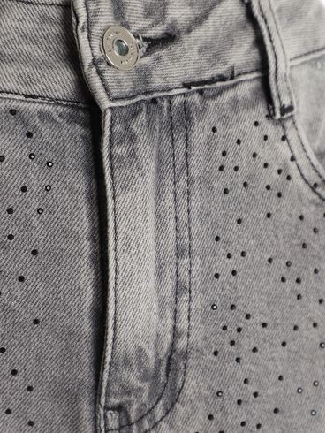 Short Jeans Mom Com Pedrarias Feminino CINZA