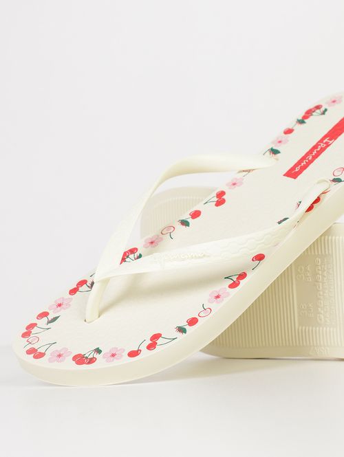 Chinelo Ipanema Cerejas Feminino BEGE