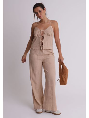 Calça reta texturizada