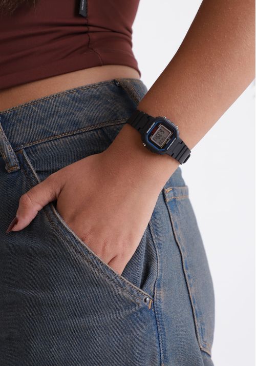 Relógio Casio standard LA-20WH-1CDF-SC