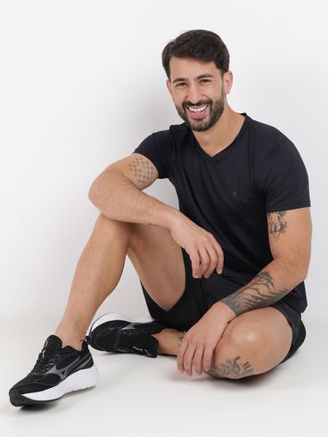Camiseta Básica Poliamida Masculina PRETO