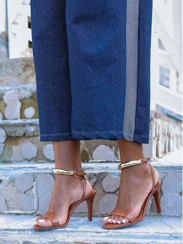 Sandália Feminina CARAMELO