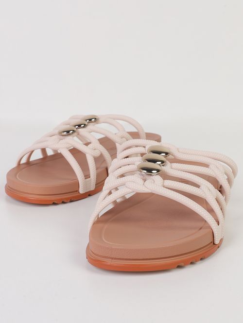 Rasteira Envolvente Grandha Feminina OFF WHITE/BEGE