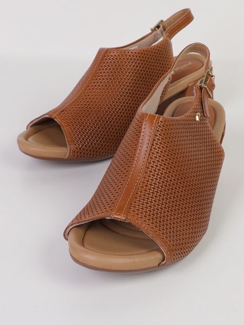 Sandália Fiorella Couro Pegada Feminina CARAMELO