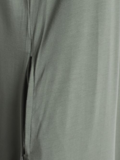 Vestido Com Bolsos e Fenda Feminino VERDE