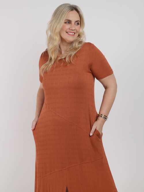 Vestido Midi Com Fenda Autentique Plus Size Feminino CARAMELO