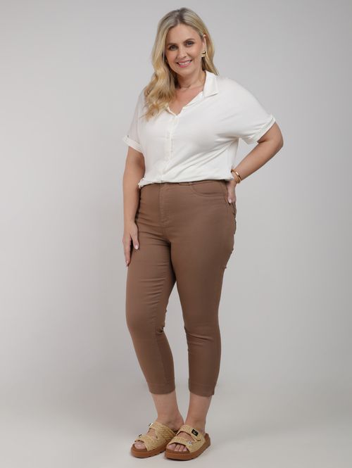 Calça Sarja Capri Sawary Plus Size Feminina MARROM