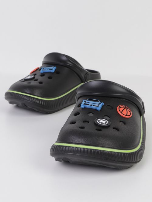 Babuche Pingentes Molekinha Juvenil Para Menino- PRETO