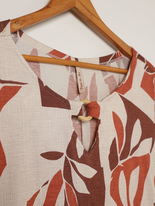 Blusa Argola Manga Curta  Plus Size Feminina MARROM