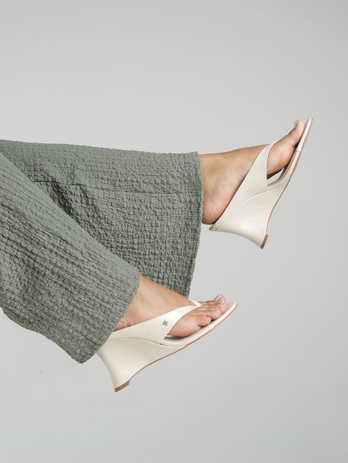 Tamanco Anabela Feminino OFF WHITE