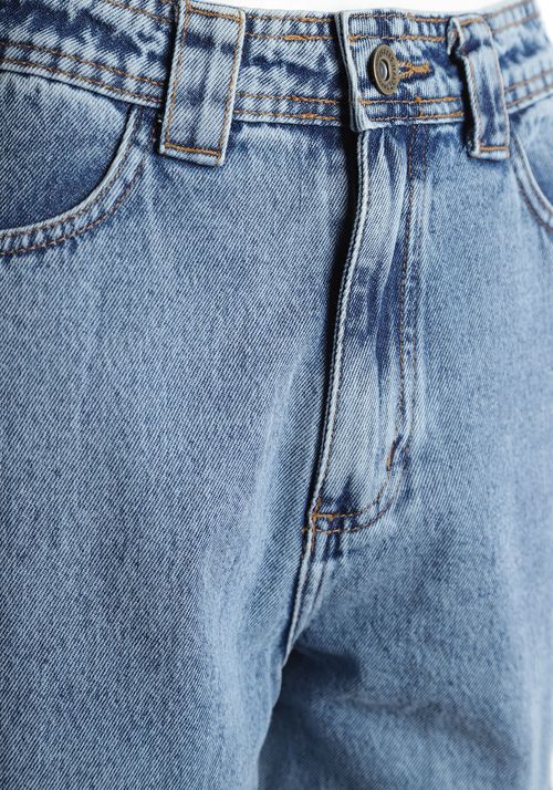 Calça cargo passante largo