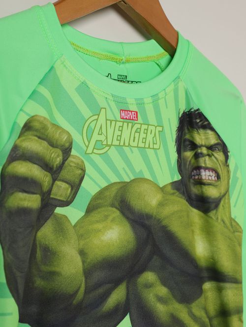 Camiseta Avangers UV Infantil Para Menino - VERDE
