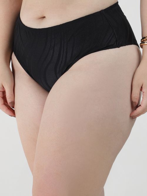 Biquíni Tanga Texturizada Plus Size Feminina PRETO