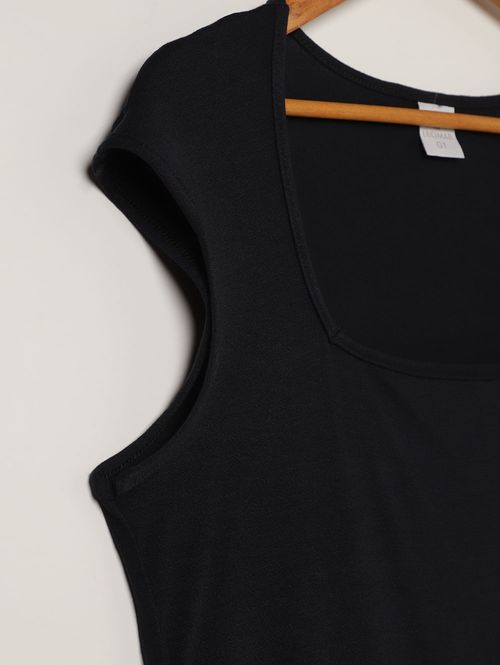 Blusa Crepe Decote Quadrado Plus Size Feminina PRETO