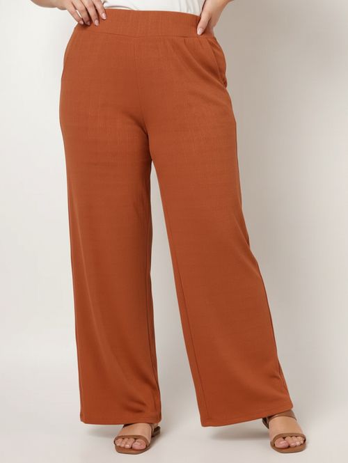Calça Pantalona Autentique Plus Size Feminina CARAMELO