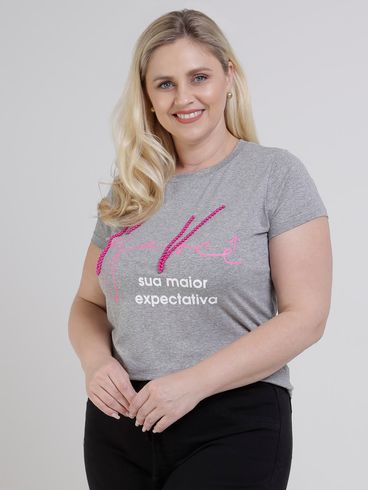 Blusa Manga Curta com Escritas Plus Size Feminina Cinza