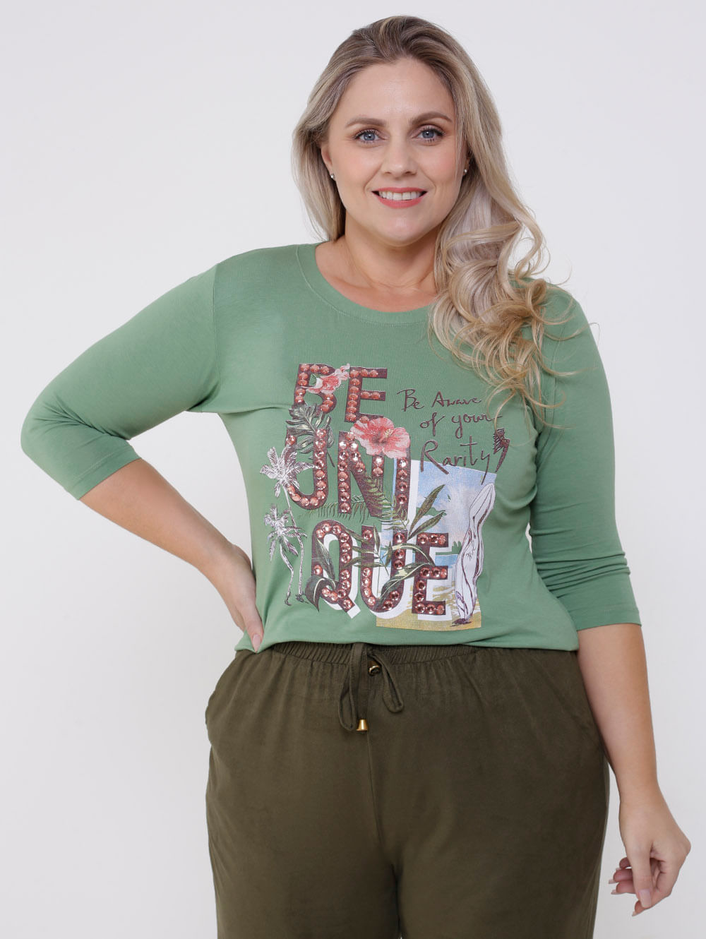 Blusa Plus Size Feminina Estampa Frontal Barbie