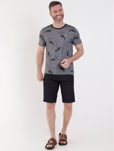 Camiseta Manga Curta Estampada Masculina Preto/Branco