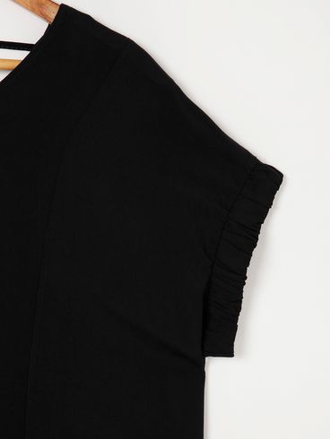 Blusa Manga Curta Plus Size  Feminina Preto