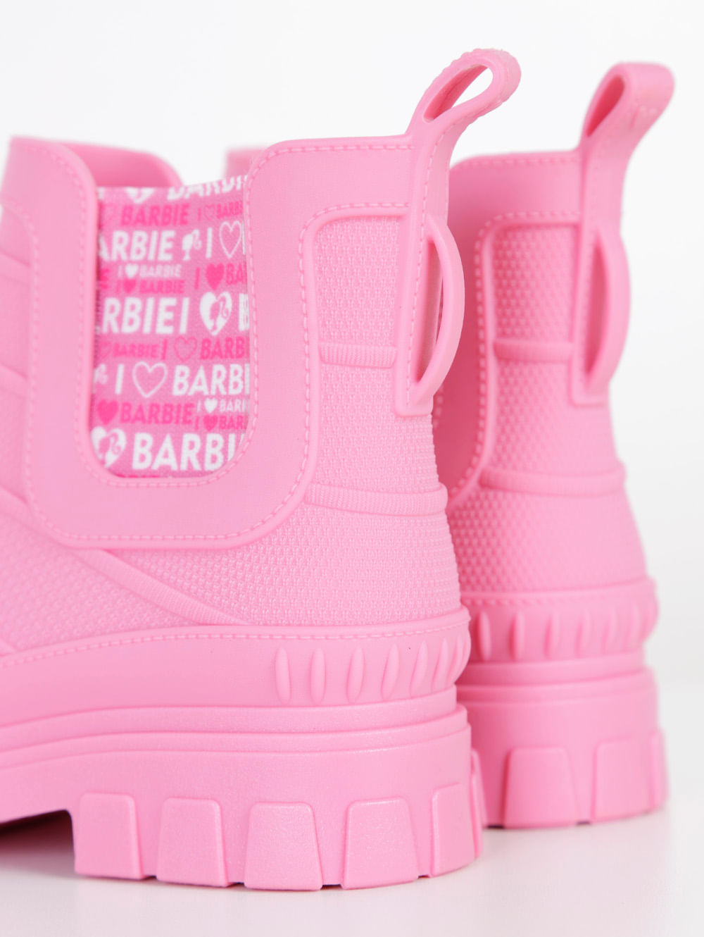 detalhes da bota infantil da barbie galocha rosa