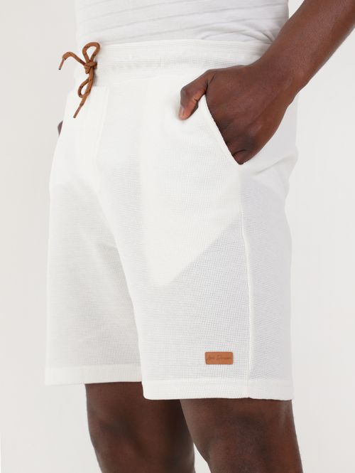 Bermuda de Tecido Masculina Off white