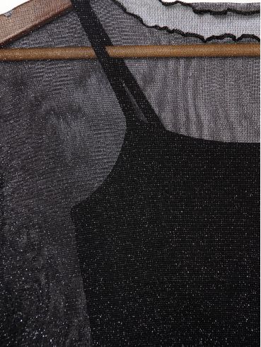 Blusa com Sobreposição Juvenil Para Menina - PRETO