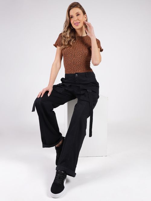 Calça Sarja Reta Com Bolso  Cargo Feminina PRETO