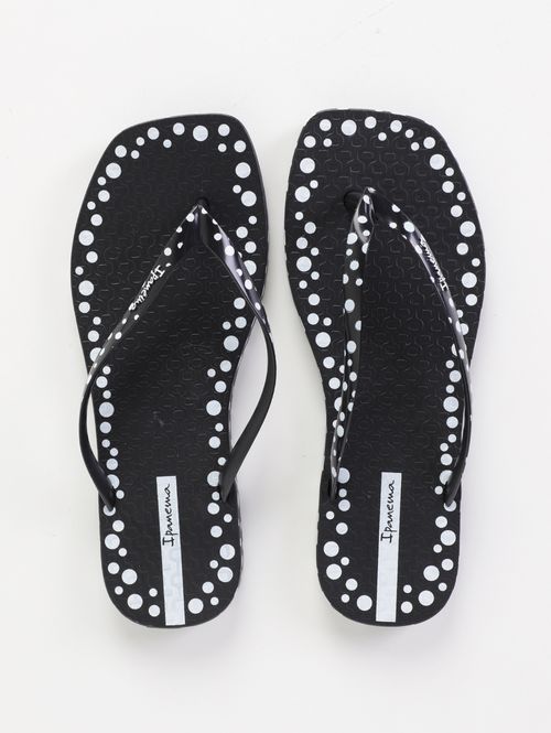 Chinelo Edge All Over Print Ipanema Feminino PRETO/BRANCO