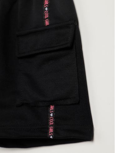 Short Moletinho Cargo Juvenil Para Menina - PRETO