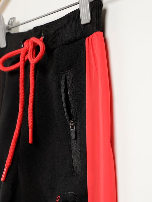 Calça Moletom Com Punho Infantil Para Menino - PRETO/VERMELHO/OFF WHITE