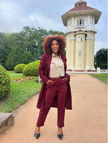 Calça Reta Alfaiataria Eagle Rock Feminina VINHO