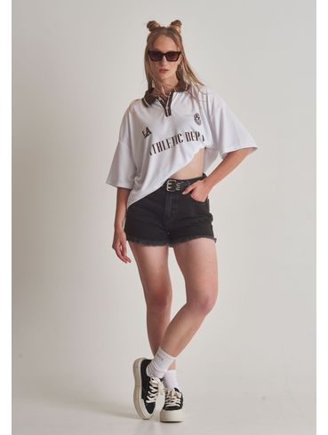 Short jeans barra desfiada