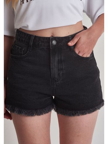 Short jeans barra desfiada