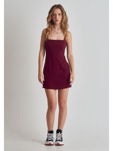 Vestido amplo laço nas alças