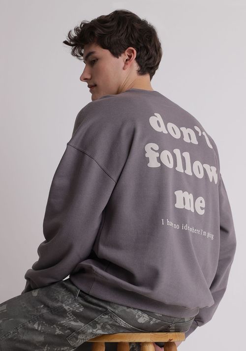 Moletom over estampa don't follow me